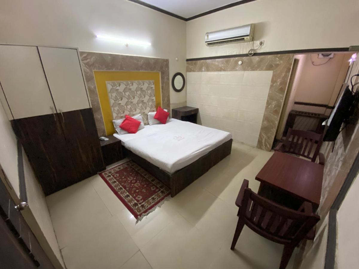 Hotel Shubham Rourkela エクステリア 写真