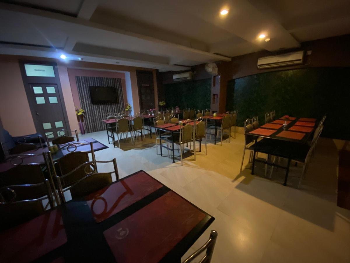 Hotel Shubham Rourkela エクステリア 写真