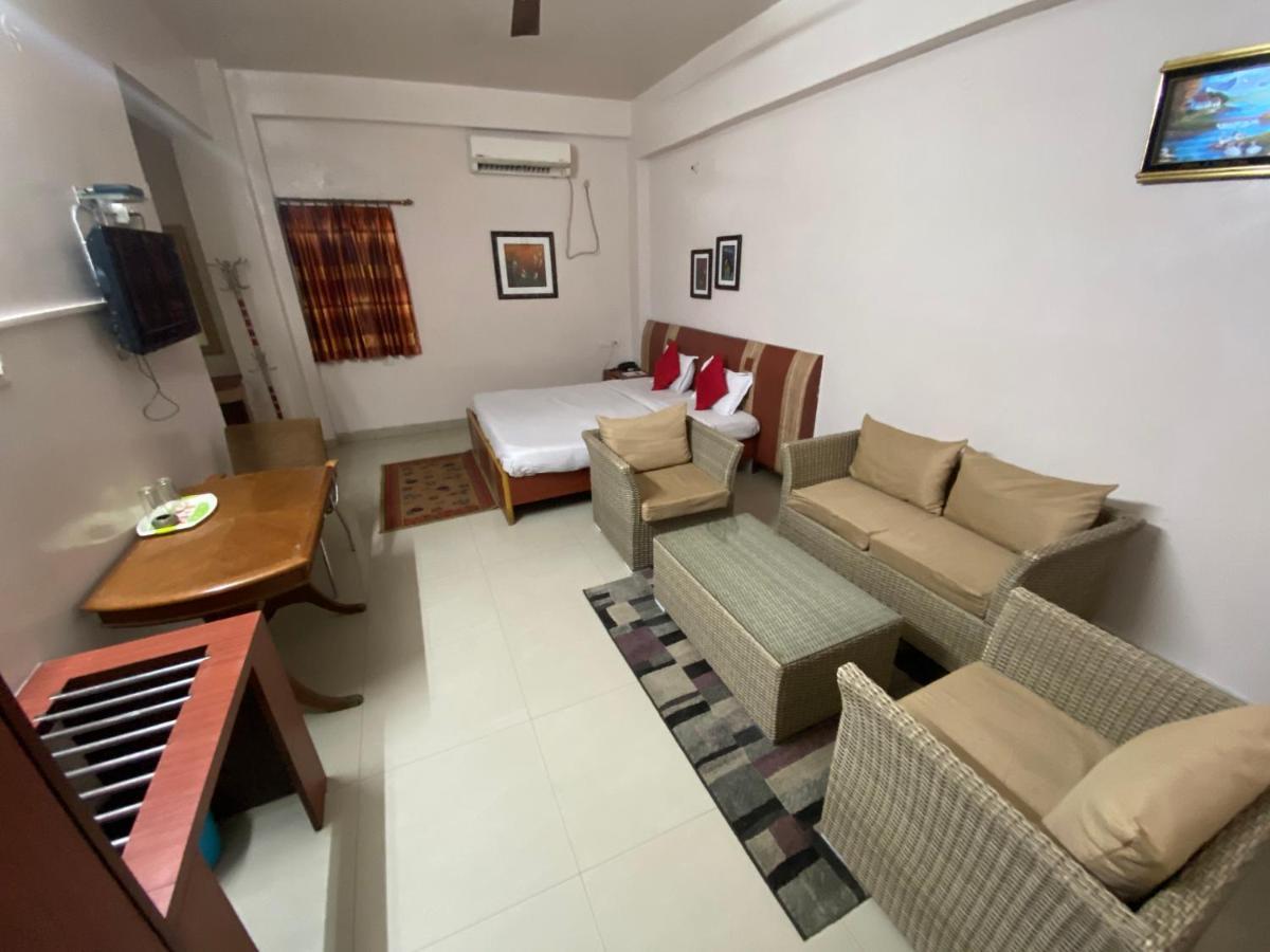 Hotel Shubham Rourkela エクステリア 写真