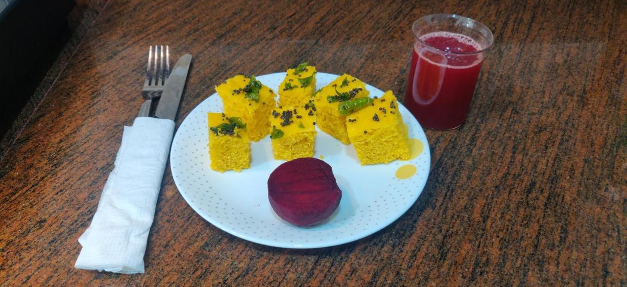 Hotel Shubham Rourkela エクステリア 写真